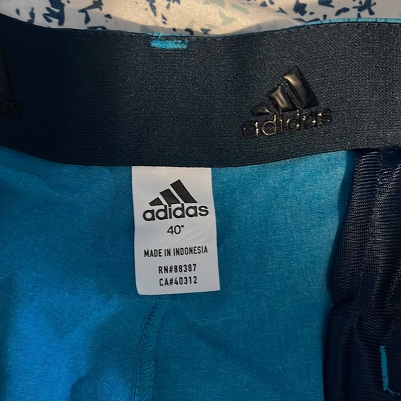 Adidas golf shorts 2 pair. Light green and checkered blue Mens size 40 - Picture 6 of 7